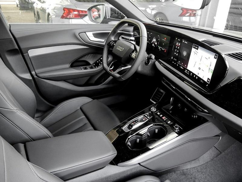 Gebraucht Audi A5 S-Line 204 PS (150 kW) 2025 Mythosschwarz metallic Kombi