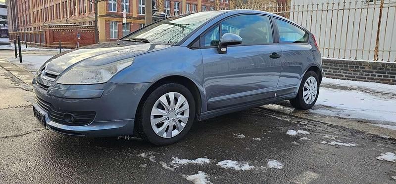Lackierung eisengrau/metallic Gebraucht 2007 Citroën C4 VTR Sport Coupé | 1.799 € (Fairer Preis) - Bild 1/4
