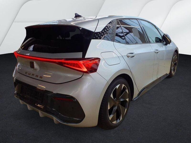 Gebraucht Cupra Born e-Boost 169 kW (231 PS) 2024 1t geysirsilber Kleinwagen