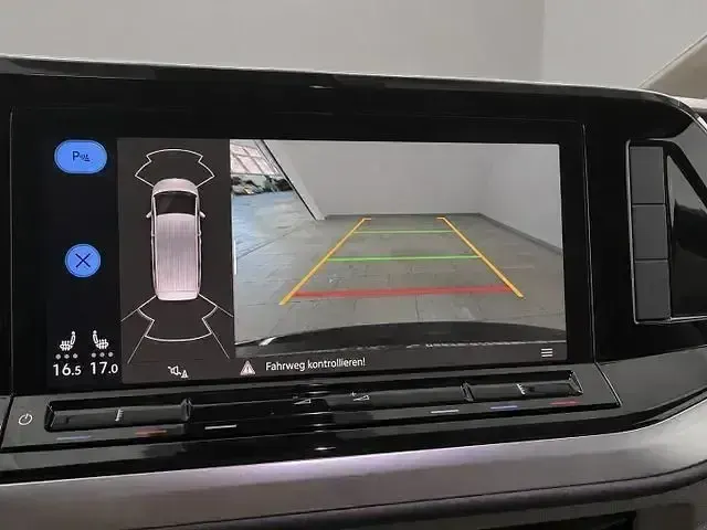 Gebraucht VW Multivan Life 150 PS (110 kW) 2023 Schwarz Van / Kleinbus