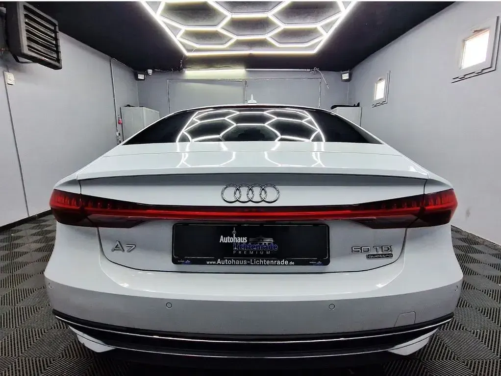 Gebraucht Audi A7 286 PS (210 kW) 2018 Weiß Kleinwagen
