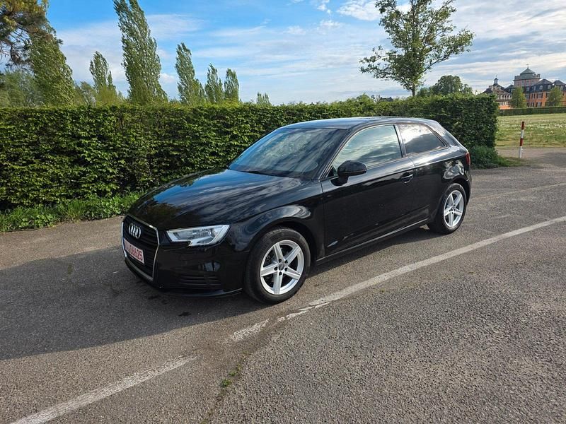 Usata Audi A3 150 CV (110 kW) 2016 Nero Utilitaria