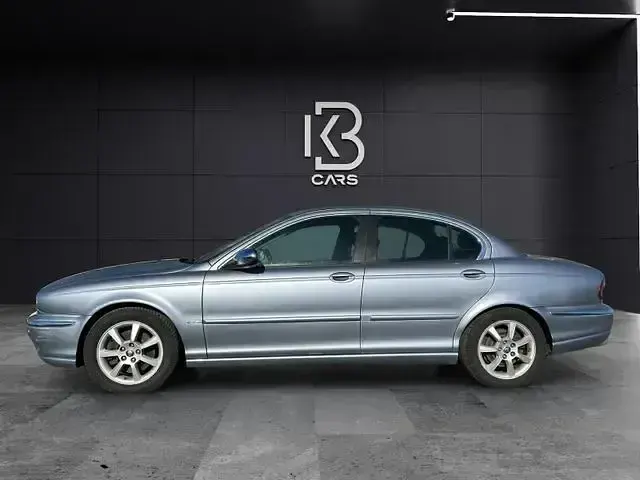 Używany Jaguar X-type Executive 146 KM (107 kW) 2006 Niebieski Sedan/Limuzyna