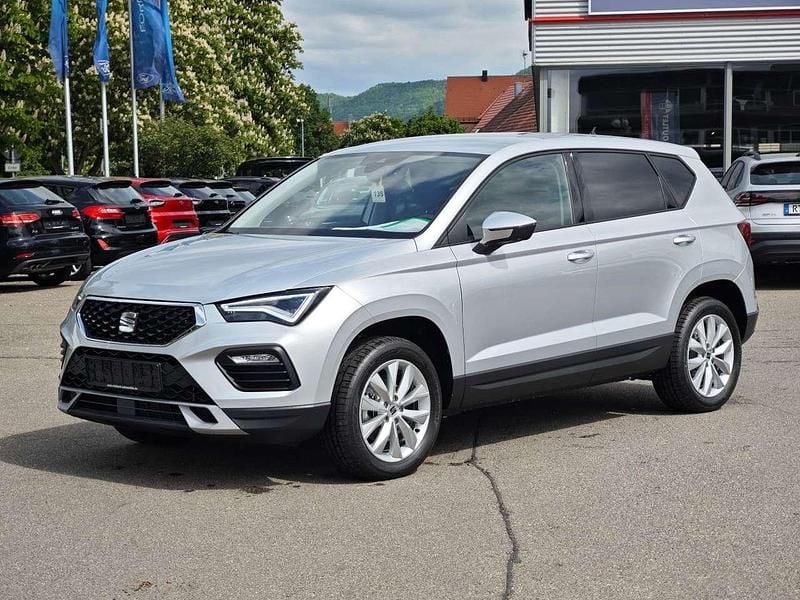 Reflexsilber Gebraucht 2024 Seat Ateca Style SUV | 28.780 € (Guter Preis) - Bild 1/4