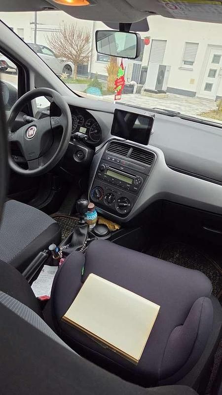 Gebraucht Fiat Grande Punto 68 PS (50 kW) 2011 Kleinwagen