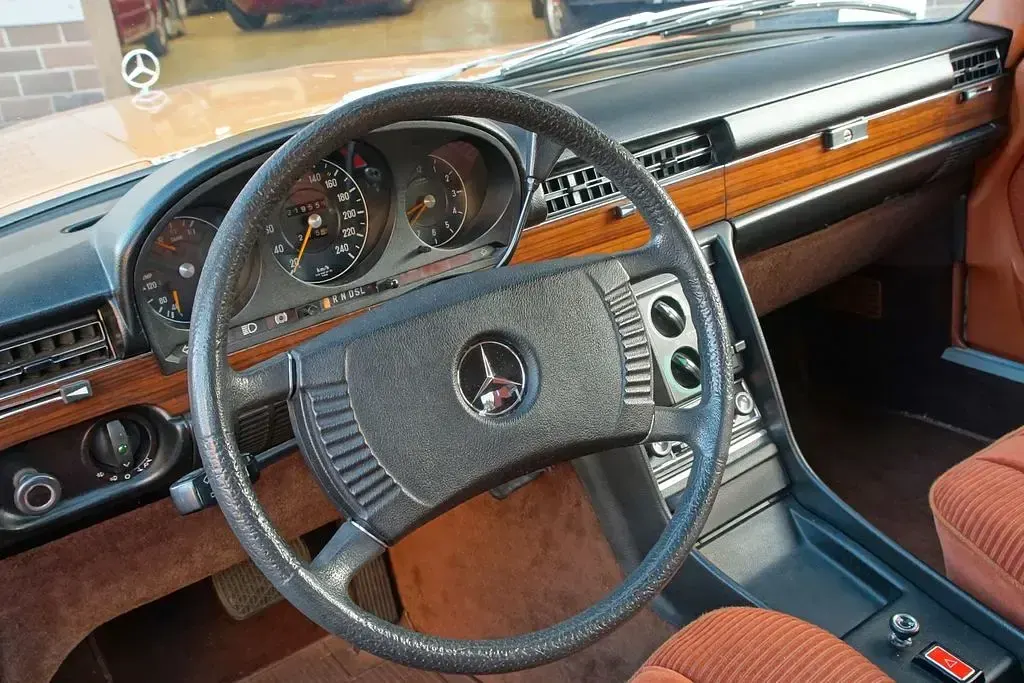 Gebraucht Mercedes 450 SE 224 PS (164 kW) 1974 Gold Limousine