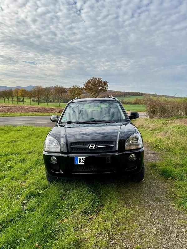 Schwarz Gebraucht 2007 Hyundai Tucson SUV | 2.900 € (Fairer Preis) - Bild 1/4