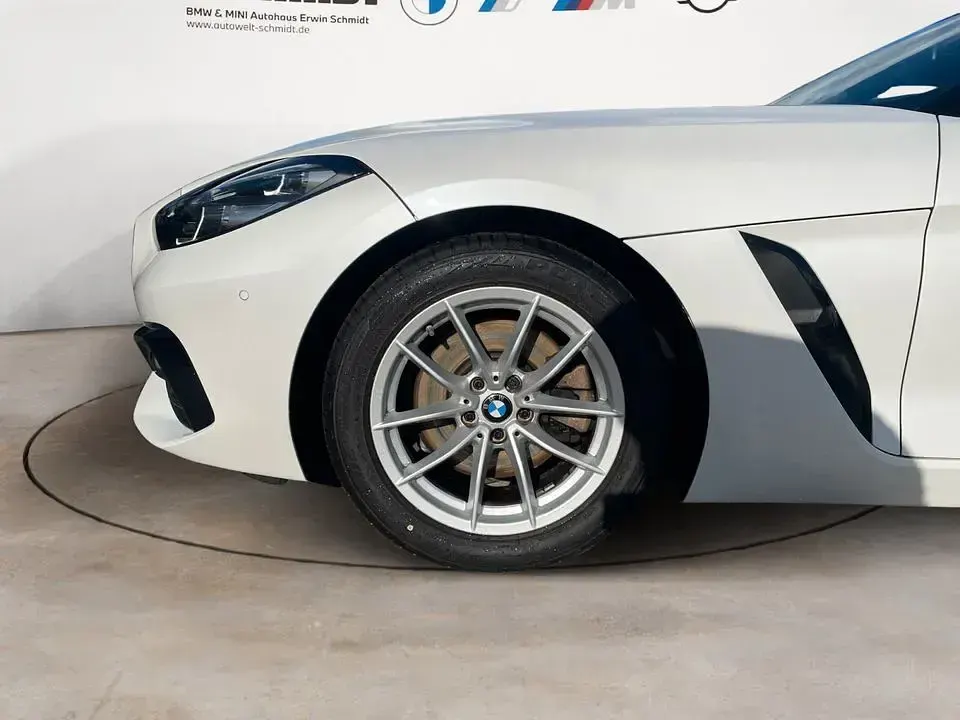 Gebraucht BMW Z4 Advantage 197 PS (144 kW) 2020 Weiß Cabrio