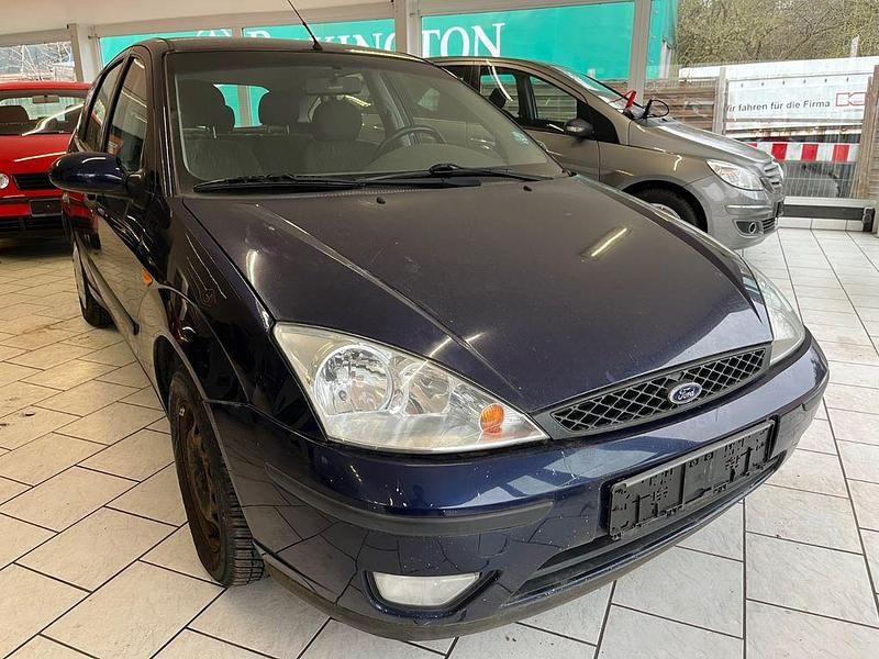 Gebraucht Ford Focus Ambiente 101 PS (74 kW) 2002 Blau Limousine