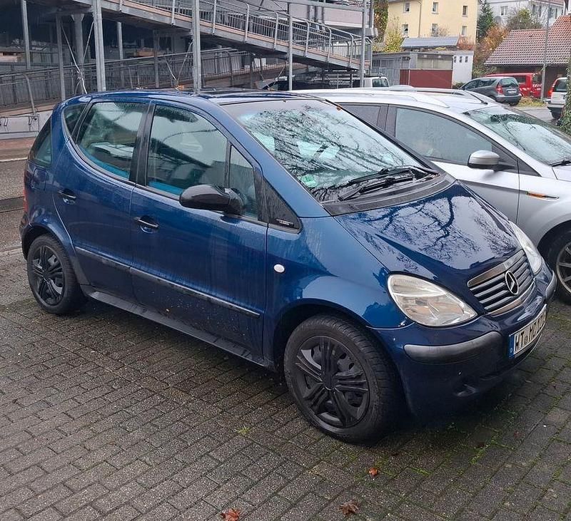 Blau Gebraucht 2002 Mercedes A140 Classic Van / Kleinbus | 650 € (Superpreis) - Bild 1/4