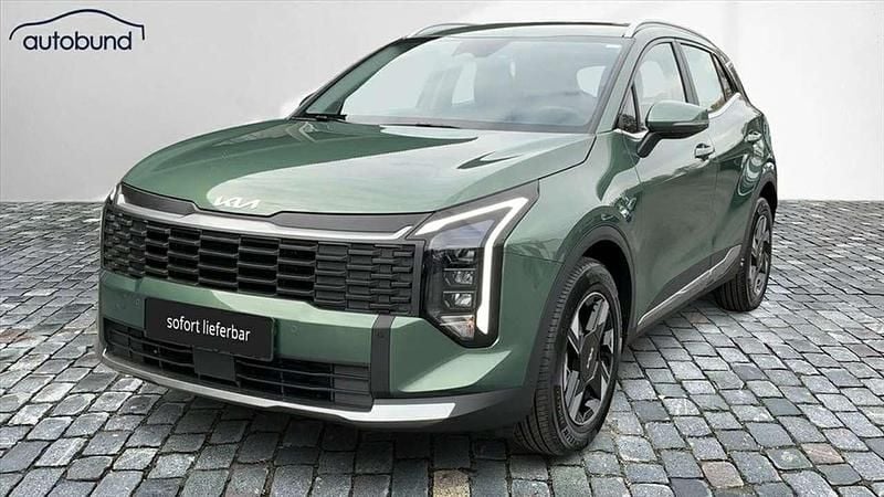 Grün / experiencegreen Neu 2025 Kia Sportage Urban SUV | 27.470 € (Superpreis) - Bild 1/4