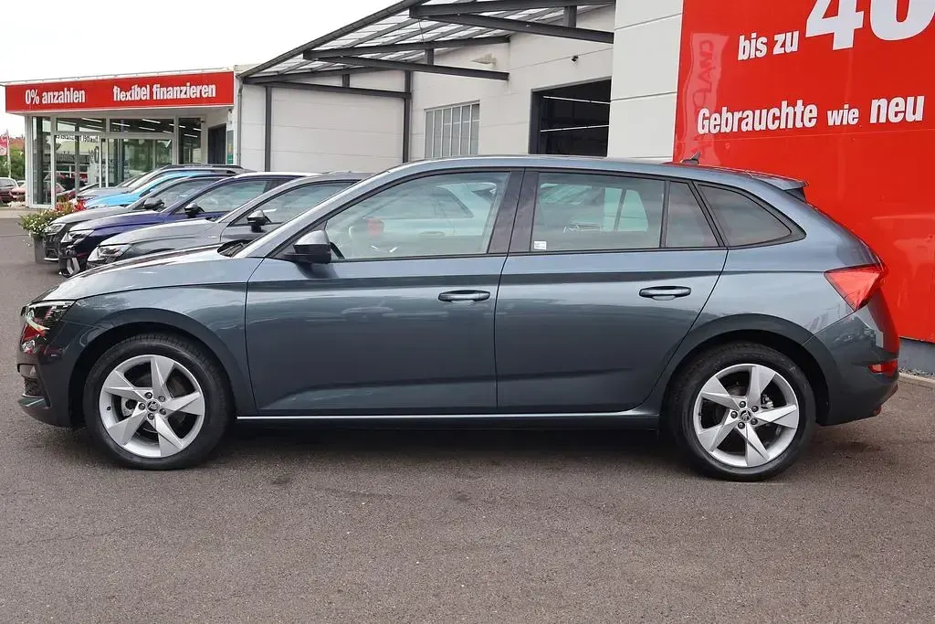 Gebraucht Skoda Scala Style 150 PS (110 kW) 2020 Grau Kleinwagen