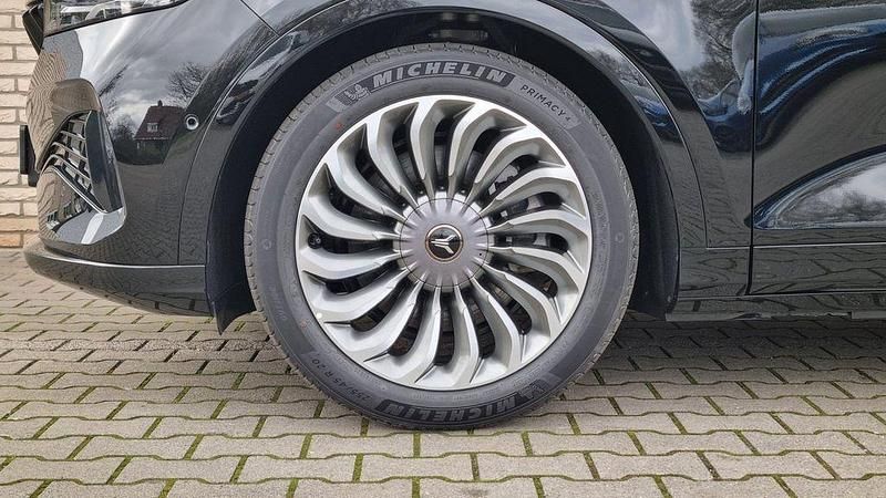 Neu Voyah Free 359 kW (489 PS) 2025 Schwarz SUV
