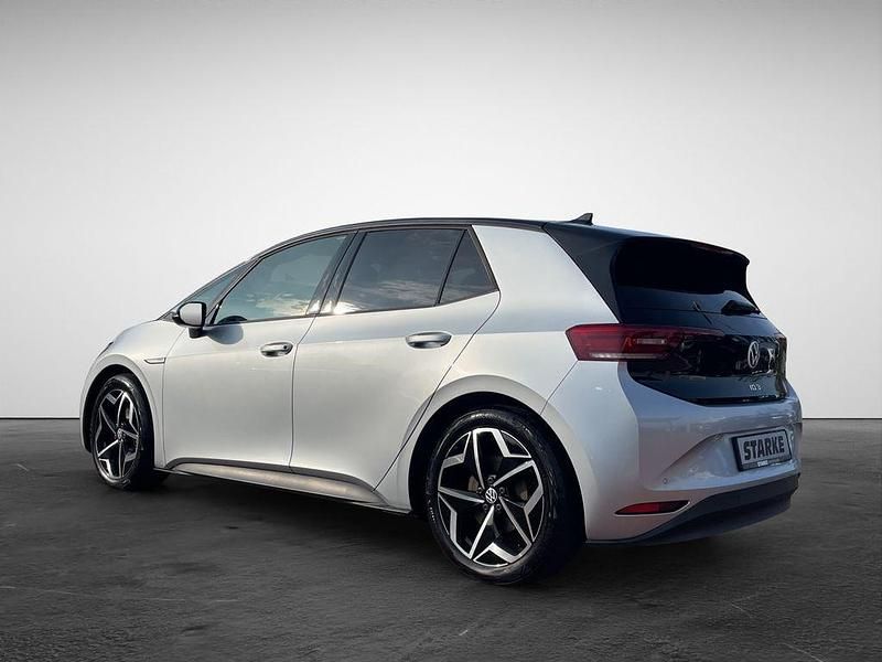 Gebraucht VW ID.3 Pro Performance 150 kW (204 PS) 2021 Scale silver metallic Kleinwagen