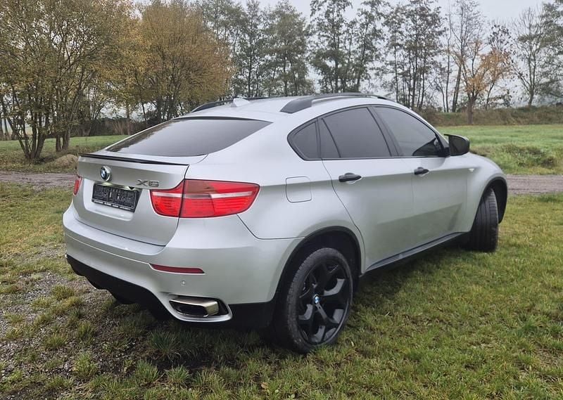 Silber Gebraucht 2009 BMW X6 SUV | 11.900 € (Fairer Preis) - Bild 1/4