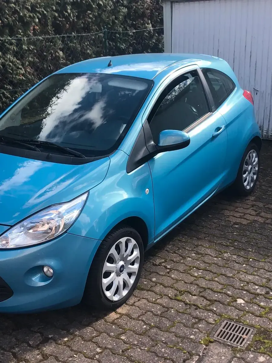Gebraucht Ford Ka 69 PS (50 kW) 2010 Blau Kleinwagen