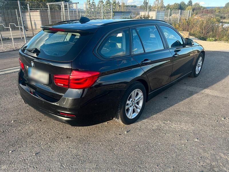 Usata BMW 320 194 CV (142 kW) 2019 Nero Station wagon