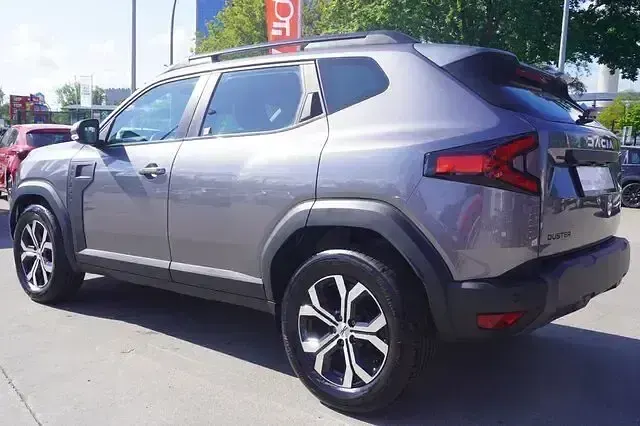 Używany Dacia Duster 131 KM (96 kW) 2025 Szary SUV