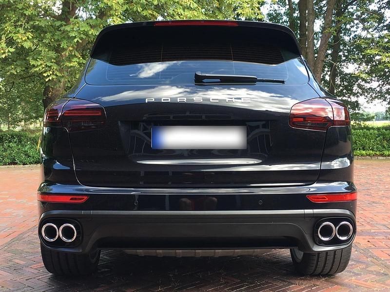 Gebraucht Porsche Cayenne 262 PS (192 kW) 2016 Schwarz SUV