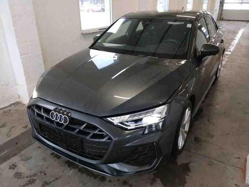 Gebraucht Audi A3 S-Line 150 PS (110 kW) 2025 Grau Limousine