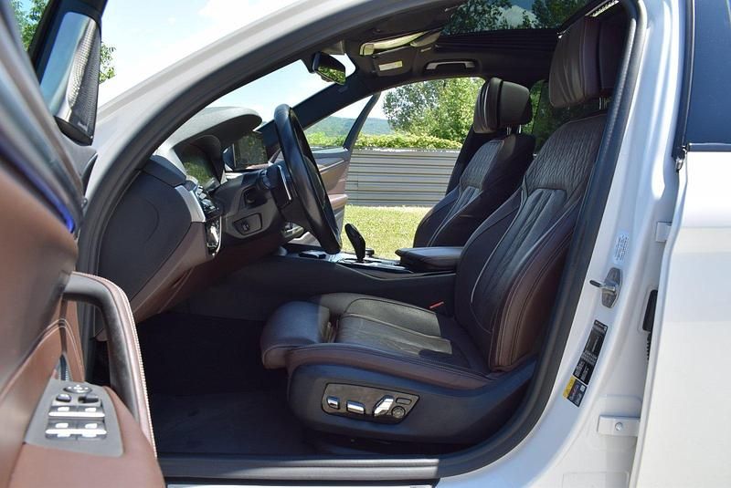 Gebraucht BMW 530e Comfort Edition 252 PS (185 kW) 2018 Weiß Limousine