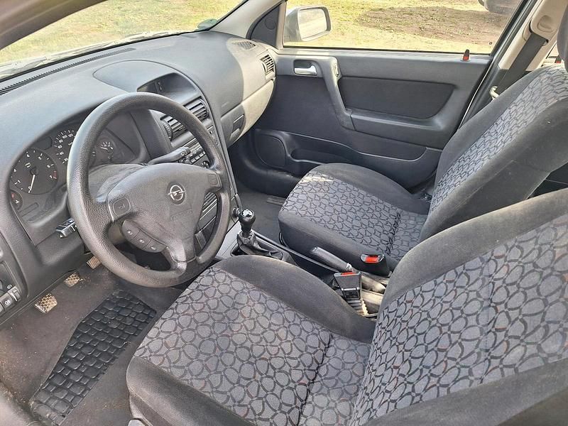 Gebraucht Opel Astra 75 PS (55 kW) 1998 Limousine