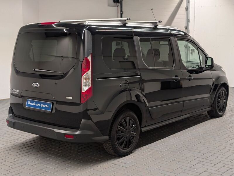 Gebraucht Ford Grand Tourneo Connect 150 PS (110 kW) 2015 Schwarz (pantherschwarzmet.) Van / Kleinbus