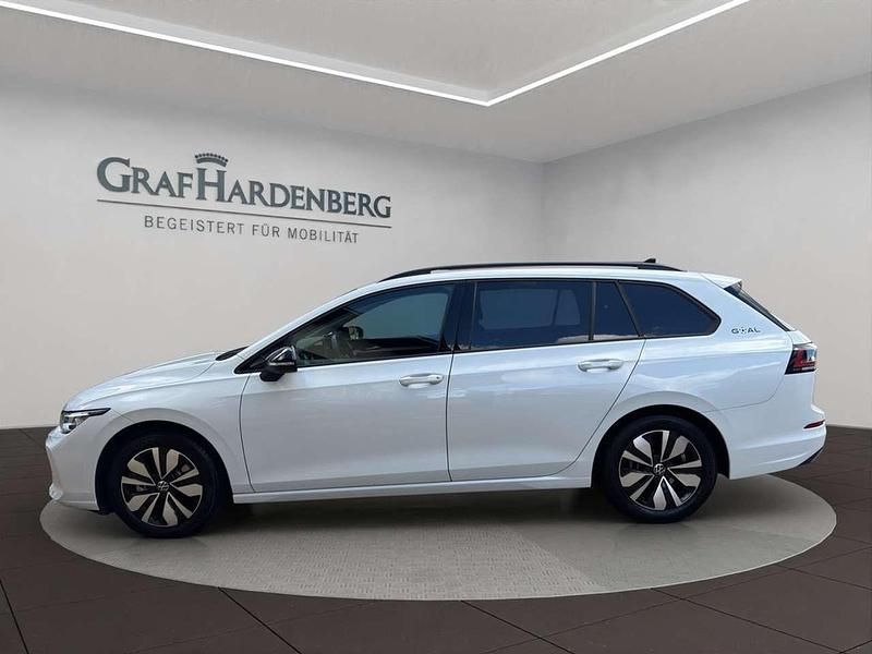 Gebraucht VW Golf VIII Goal 150 PS (110 kW) 2025 Weiß Kombi