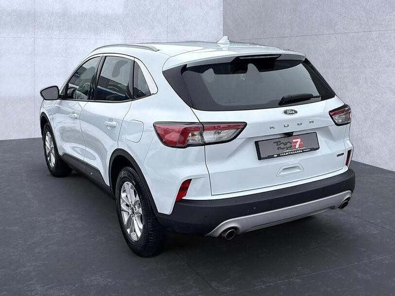 Gebraucht Ford Kuga Titanium 224 PS (164 kW) 2022 Frostweiß SUV