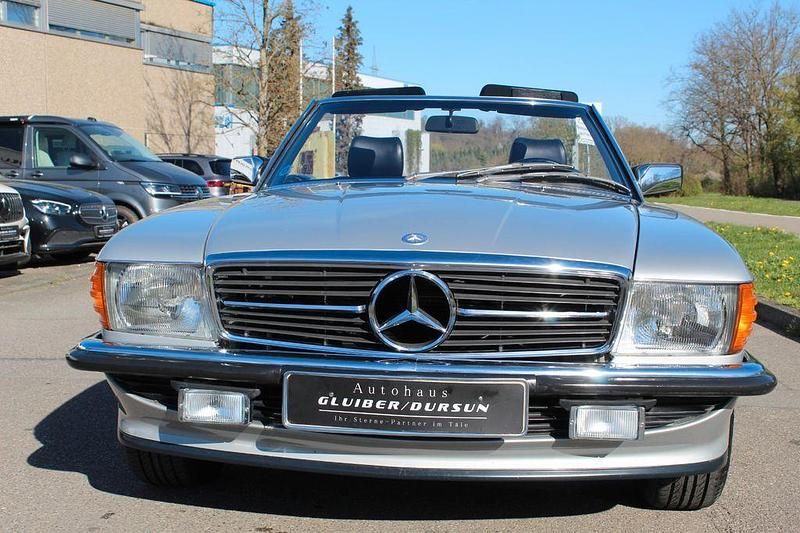 Gebraucht Mercedes SL300 188 PS (138 kW) 1988 Silber Cabrio