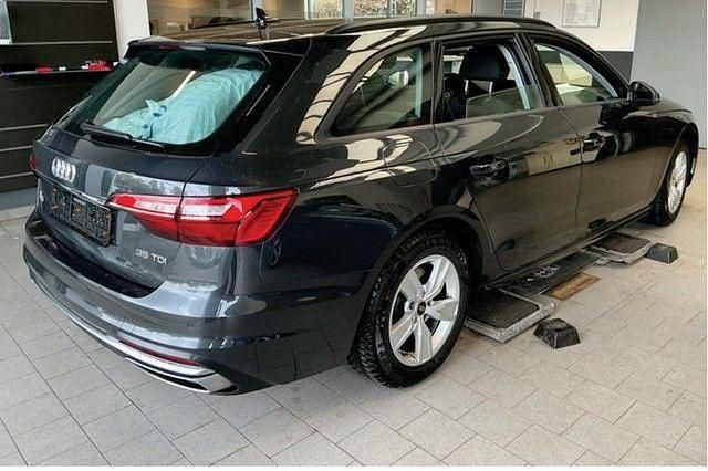 Gebraucht Audi A4 Advanced Plus 163 PS (119 kW) 2023 Manhattangrau metallic Kombi