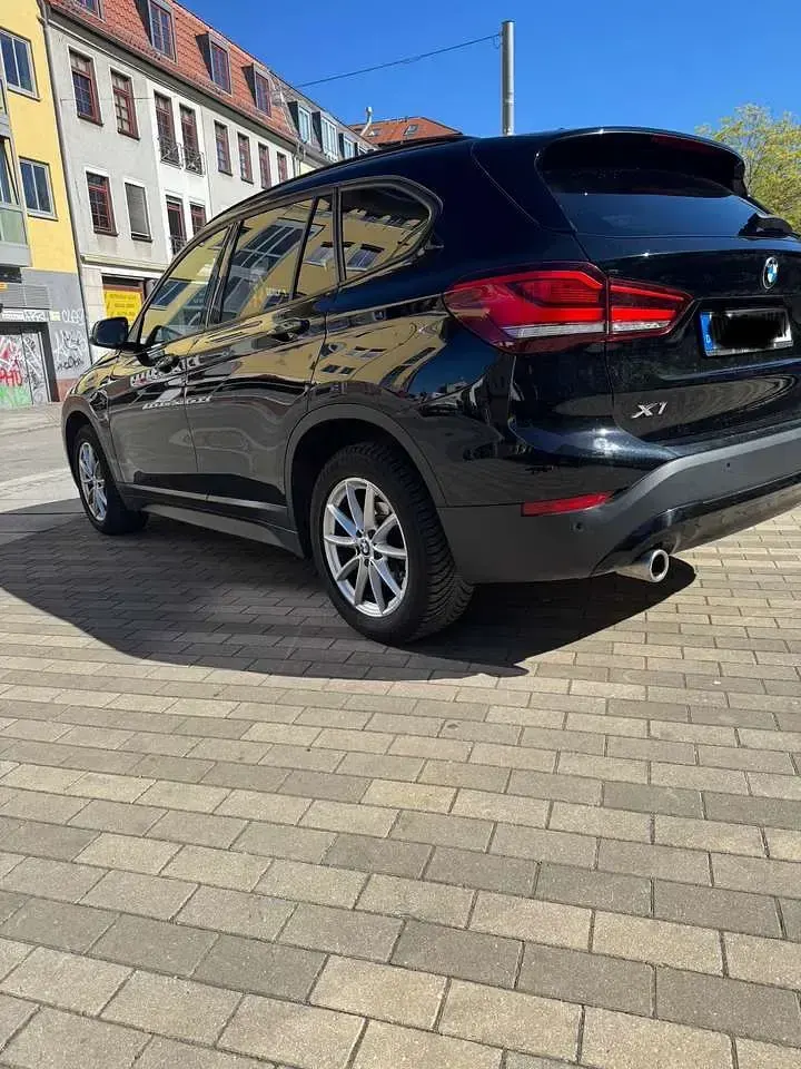 Gebraucht BMW X1 Advantage 140 PS (102 kW) 2019 Schwarz SUV
