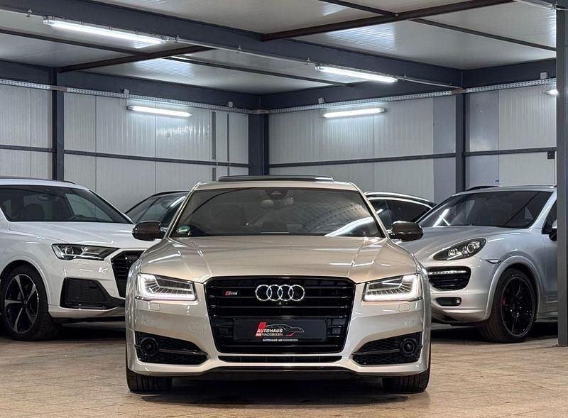 Gebraucht Audi S8 plus Sport 605 PS (444 kW) 2017 Silber Limousine