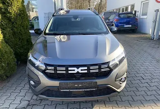 Usata Dacia Jogger Extreme 158 CV (116 kW) 2023 Grigio Monovolume