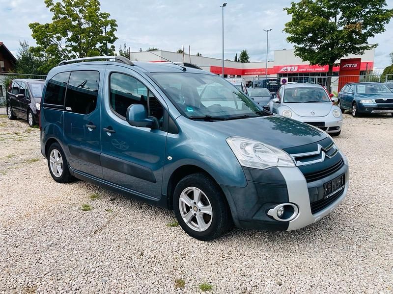 Gebraucht Citroën Berlingo 120 PS (88 kW) 2010 Blau Van / Kleinbus