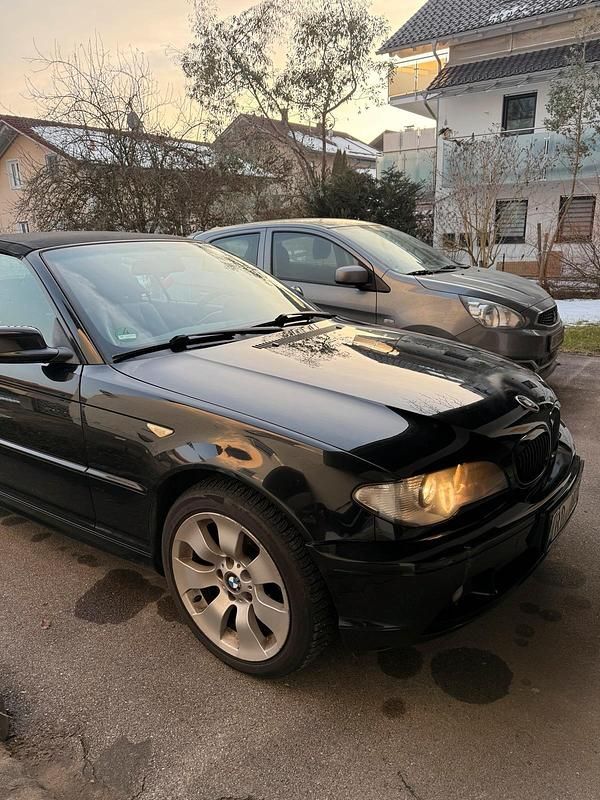 Gebraucht BMW 318 Cabriolet 143 PS (105 kW) 2004 Schwarz Cabrio