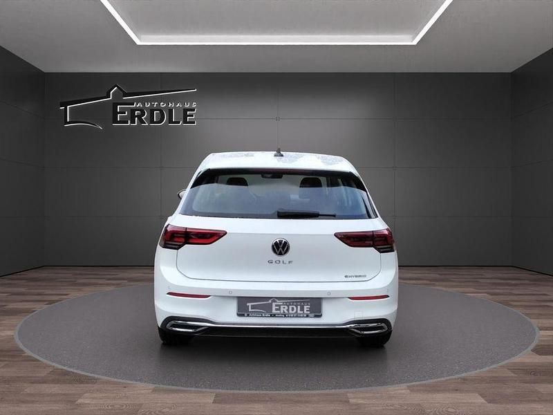 Gebraucht VW Golf VIII Style 204 PS (150 kW) 2022 Weiss Limousine