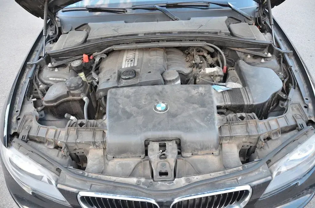 Gebraucht BMW 116 Advantage 122 PS (89 kW) 2008 Schwarz Kleinwagen