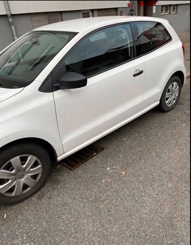 Gebraucht VW Polo 60 PS (44 kW) 2012 Weiß Kleinwagen