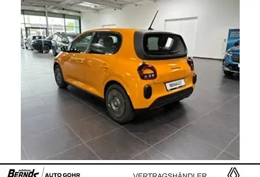 Neu Renault Twingo Evolution 60 kW (82 PS) 2026 Mangogelb Kleinwagen