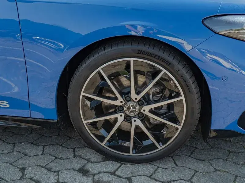 Gebraucht Mercedes CLA200 AMG 163 PS (119 kW) 2026 Blau Limousine
