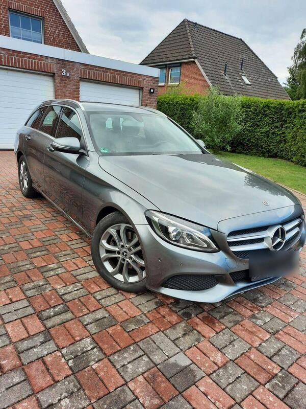 Grau Gebraucht 2018 Mercedes C220 Avantgarde Kombi | 15.500 € (Guter Preis) - Bild 1/4