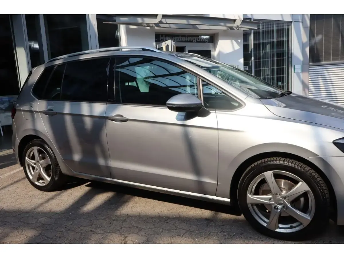 Gebraucht VW Golf United 131 PS (96 kW) 2020 Silber Van / Kleinbus