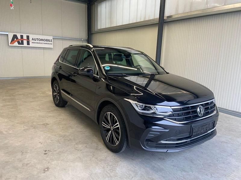 Gebraucht 2024 VW Tiguan Move SUV | 27.950 € (Guter Preis) - Bild 1/4