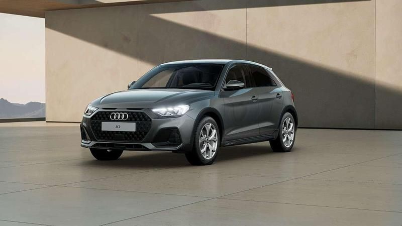 Chronosgrau metallic Gebraucht 2025 Audi A1 S-Line Kleinwagen | 27.650 € (Etwas zu teuer) - Bild 1/4
