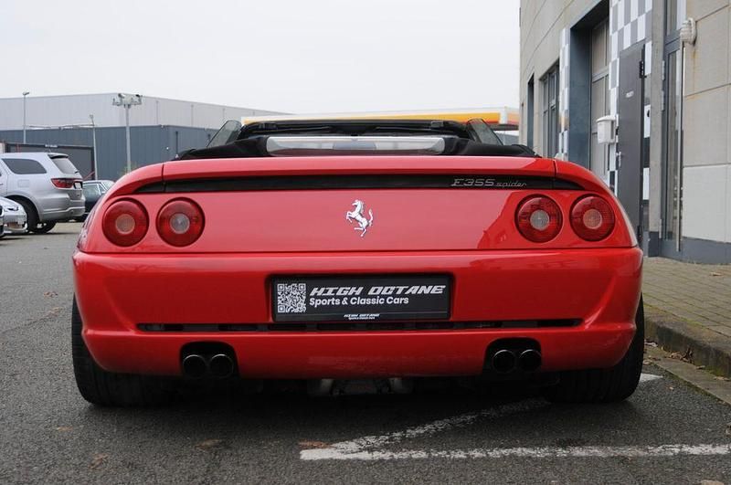 Gebraucht Ferrari F355 381 PS (280 kW) 1998 Rot Cabrio