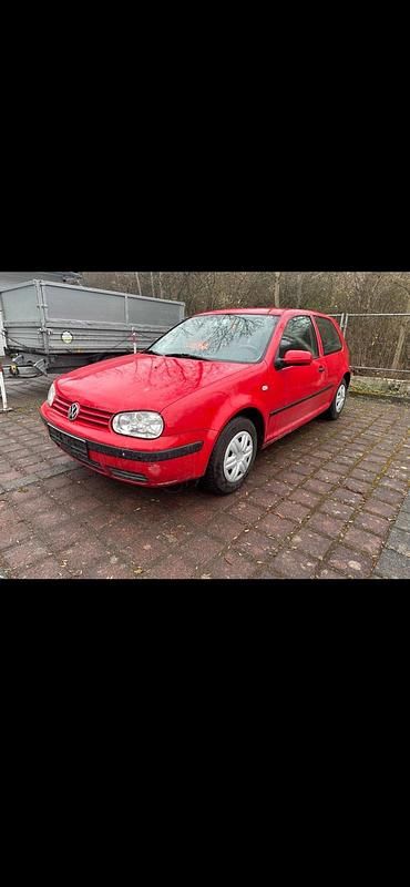 Gebraucht VW Golf IV 90 PS (66 kW) 2000 Rot Kleinwagen