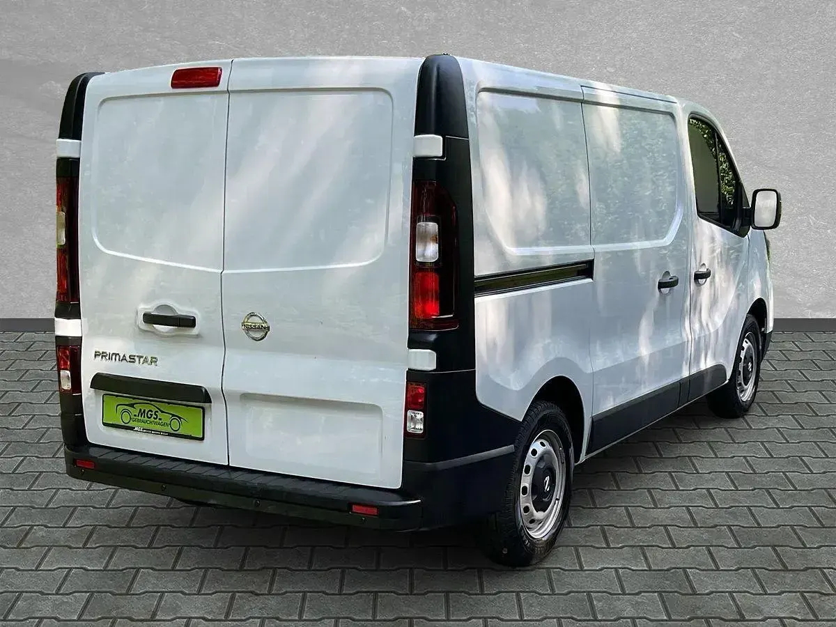 Gebraucht Nissan Primastar 110 PS (80 kW) 2022 Glacier whiote Van / Kleinbus
