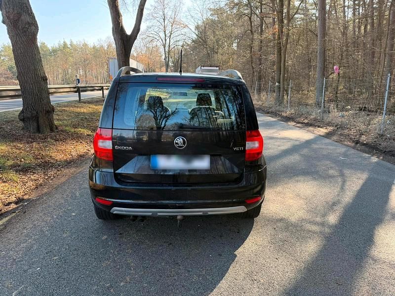 Gebraucht Skoda Yeti 116 PS (85 kW) 2016 Schwarz SUV