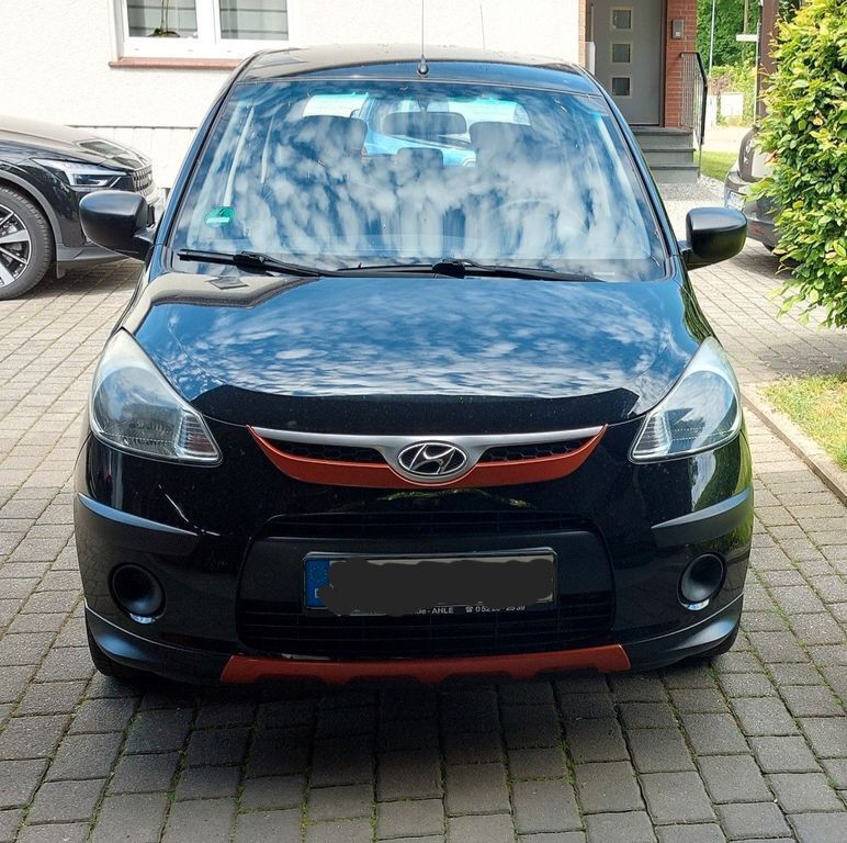 Schwarz Gebraucht 2010 Hyundai i10 Edition Kleinwagen | 2.500 € (Fairer Preis) - Bild 1/4